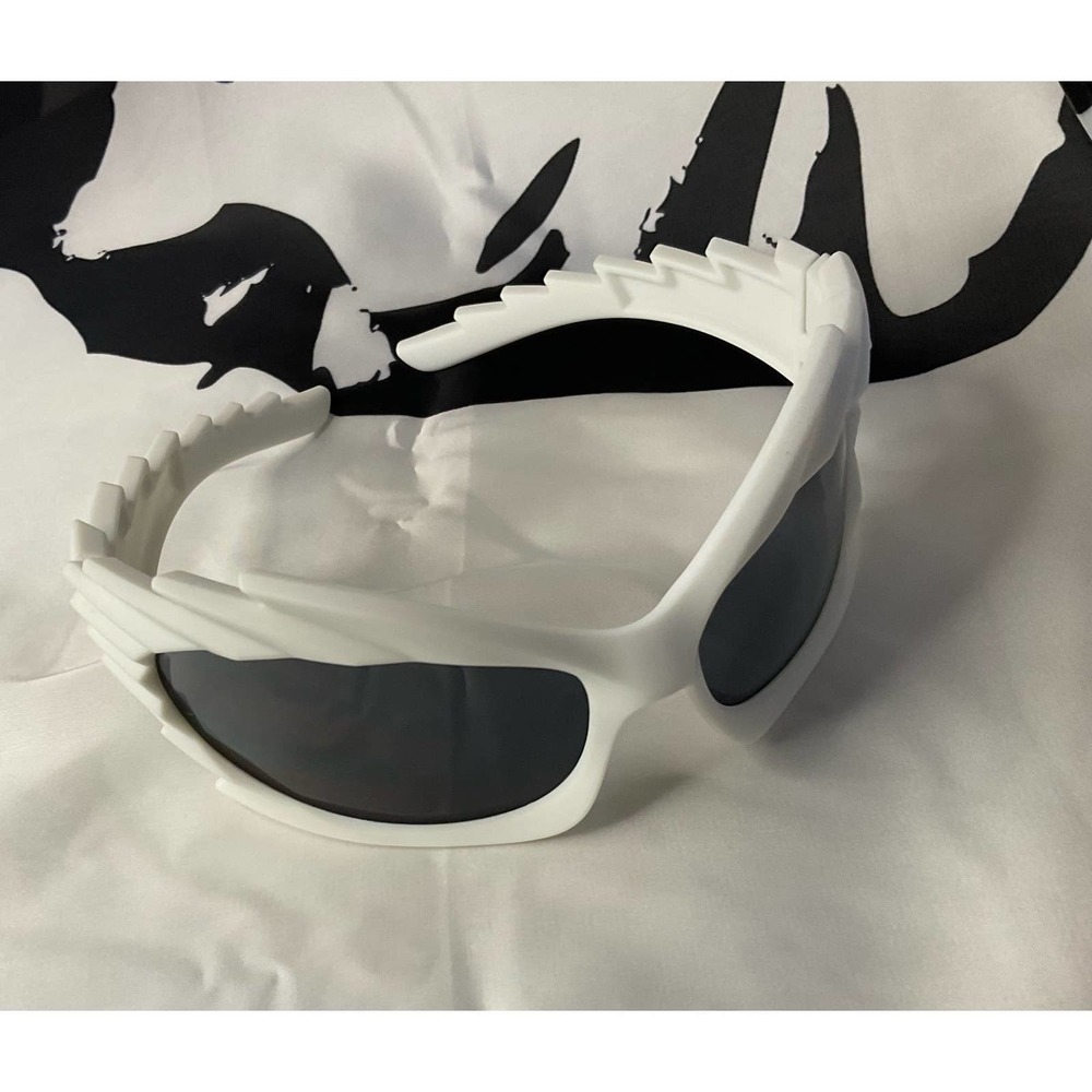 Unisex hip hop cat eye oversized sunglasses